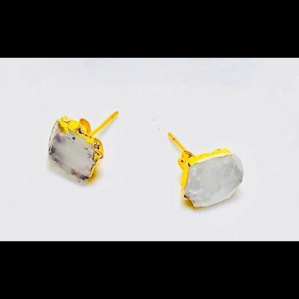🌙 Raw Moonstone earrings